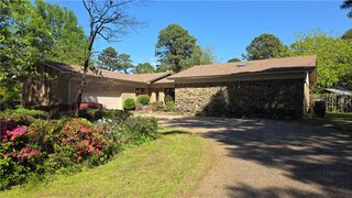 607 Old Post Road, Russellville, AR 72802