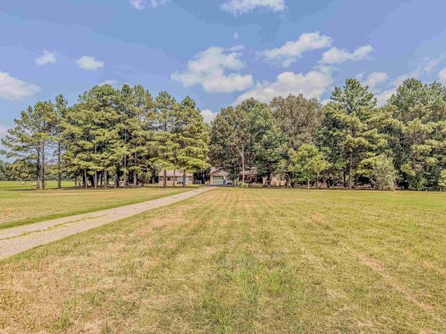 2100 Greene 514 Road, Paragould, AR 72450
