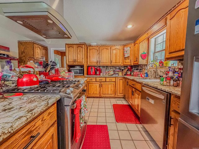 2100 Greene 514 Road, Paragould, AR 72450