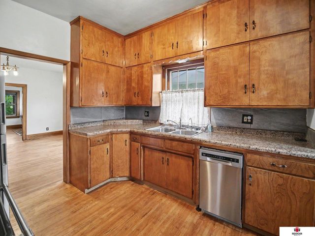 1981 Ryons Street, Lincoln, NE 68502