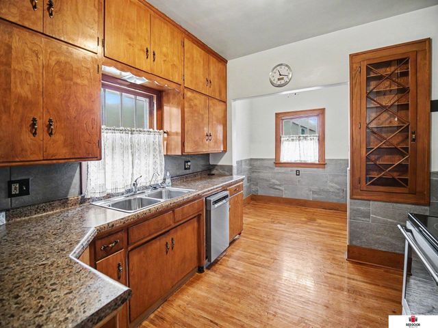 1981 Ryons Street, Lincoln, NE 68502