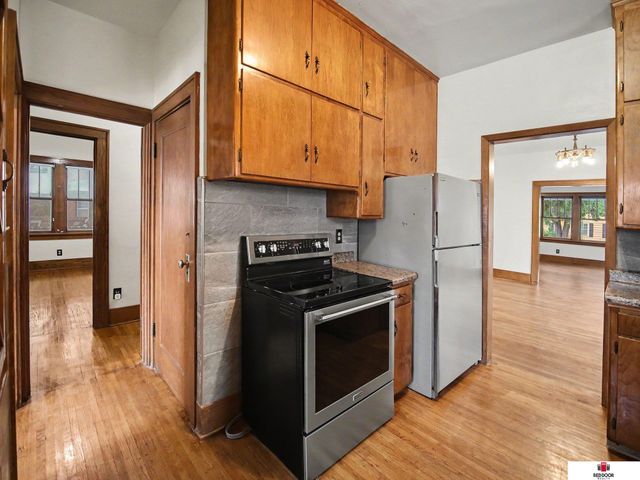 1981 Ryons Street, Lincoln, NE 68502