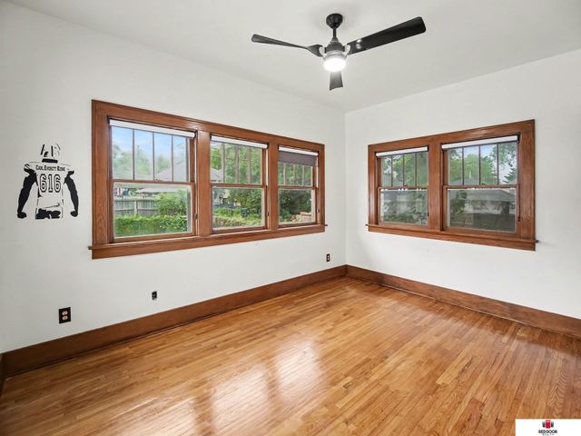 1981 Ryons Street, Lincoln, NE 68502