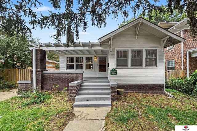 1981 Ryons Street, Lincoln, NE 68502