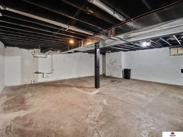 1981 Ryons Street, Lincoln, NE 68502