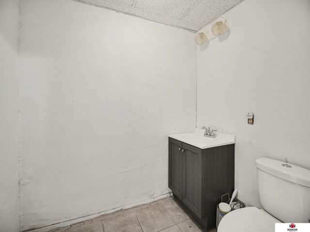 1981 Ryons Street, Lincoln, NE 68502