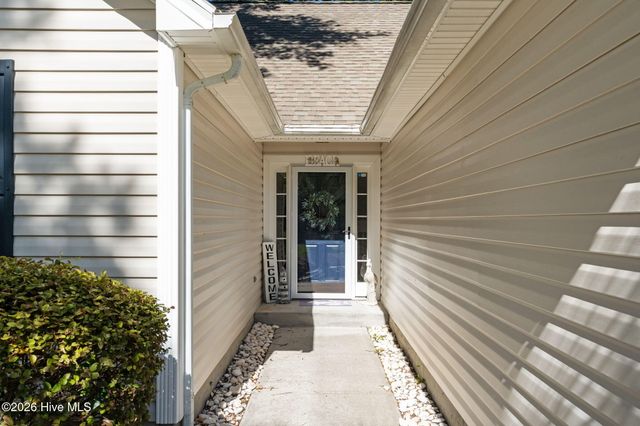 1607 Eyota Drive SW, Ocean Isle Beach, NC 28469