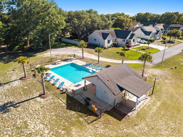 1607 Eyota Drive SW, Ocean Isle Beach, NC 28469