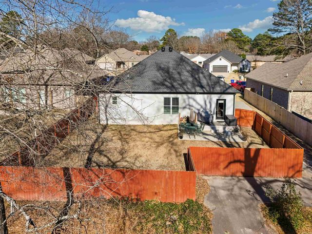 2815 Carmichael Drive, Conway, AR 72034