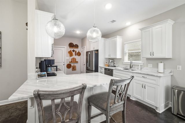 2815 Carmichael Drive, Conway, AR 72034