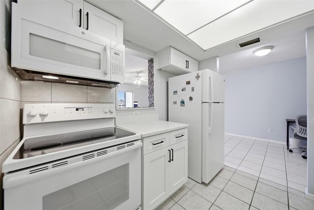 811 N KEENE ROAD V7, Clearwater, FL 33755