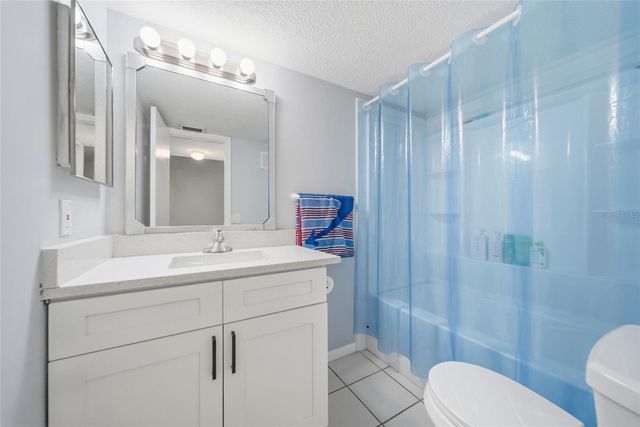 811 N KEENE ROAD V7, Clearwater, FL 33755