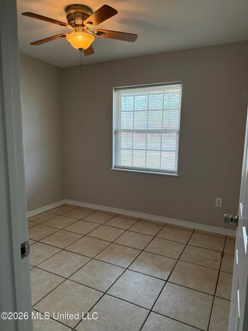 98 Russell Boulevard, Gulfport, MS 39501
