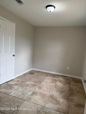 98 Russell Boulevard, Gulfport, MS 39501