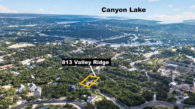 813 VALLEY RDG, Canyon Lake, TX 78133