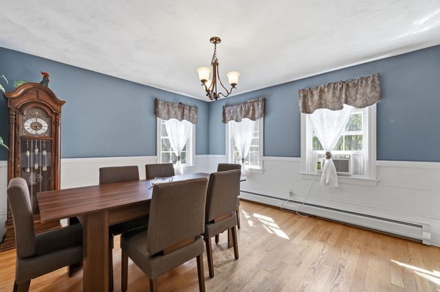 291 Franklin St, Belchertown, MA 01007