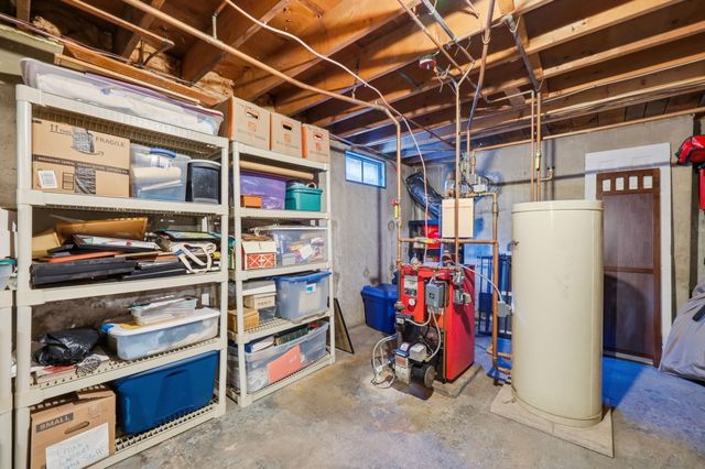 291 Franklin St, Belchertown, MA 01007