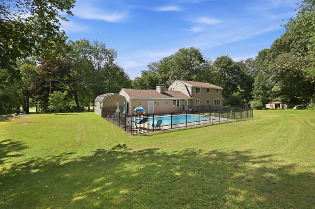 291 Franklin St, Belchertown, MA 01007
