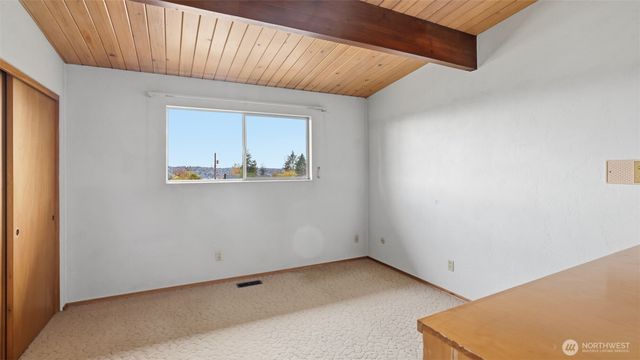 1401 Lincoln Avenue NE, Renton, WA 98056