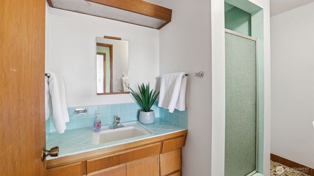 1401 Lincoln Avenue NE, Renton, WA 98056