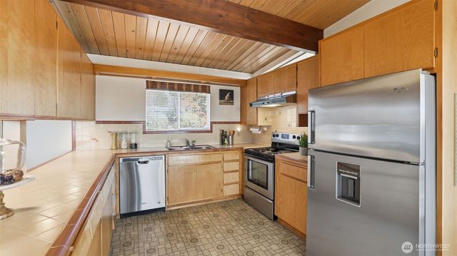 1401 Lincoln Avenue NE, Renton, WA 98056