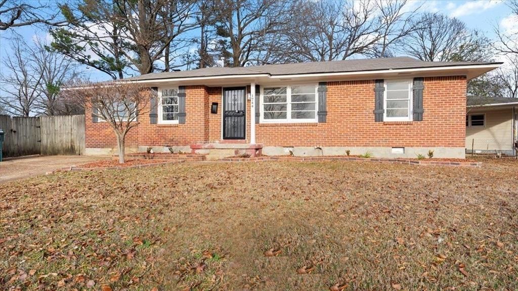 1744 S DEARING RD, Memphis, TN 38117