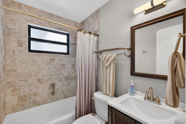 3524 Holiday Place, Bossier City, LA 71112