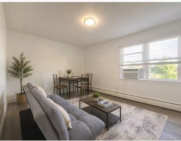 37 Magnolia Avenue, Floral Park, NY 11001