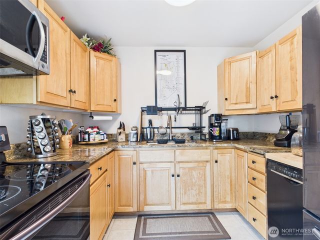 1019 Catala Avenue SE, Ocean Shores, WA 98569