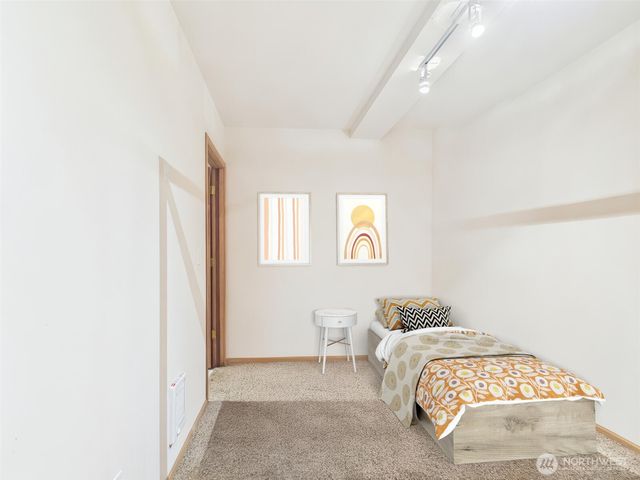 1019 Catala Avenue SE, Ocean Shores, WA 98569