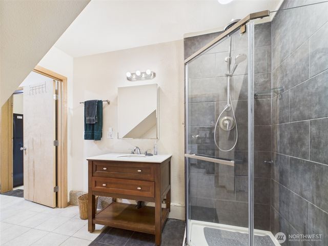 1019 Catala Avenue SE, Ocean Shores, WA 98569