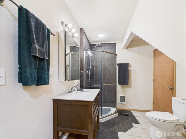 1019 Catala Avenue SE, Ocean Shores, WA 98569