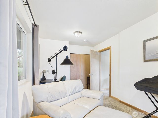 1019 Catala Avenue SE, Ocean Shores, WA 98569