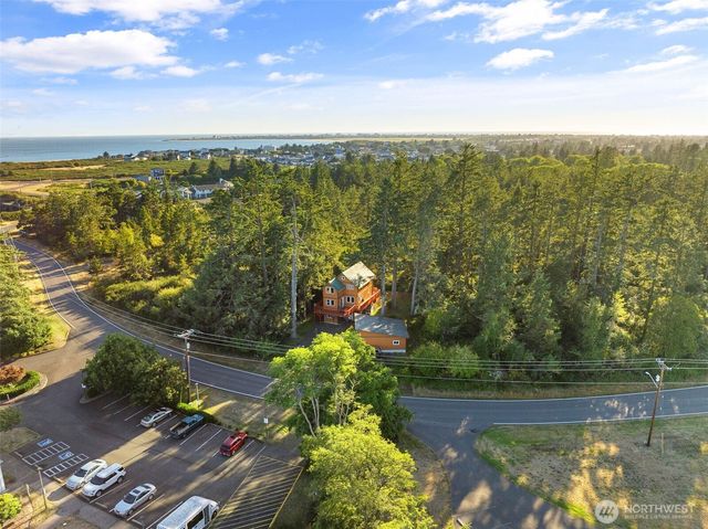 1019 Catala Avenue SE, Ocean Shores, WA 98569