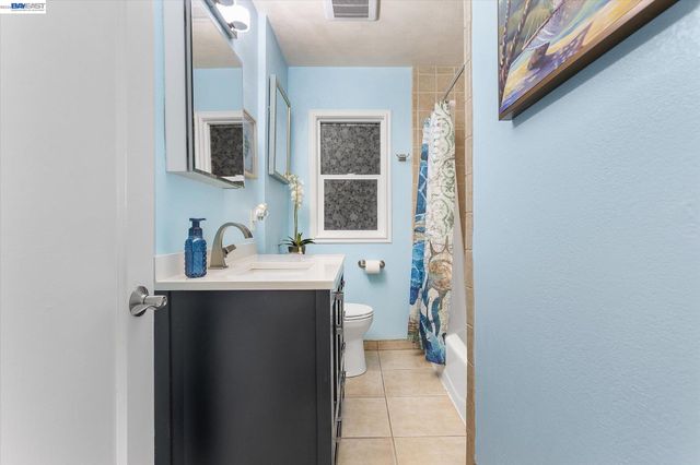 381 Lexington Ave, San Leandro, CA 94577
