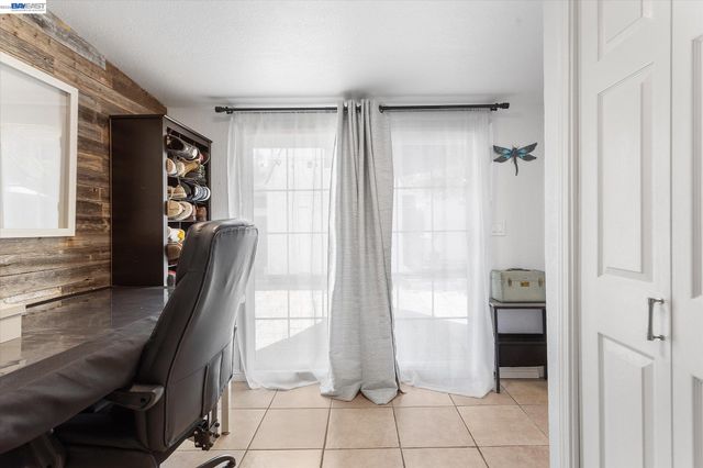 381 Lexington Ave, San Leandro, CA 94577