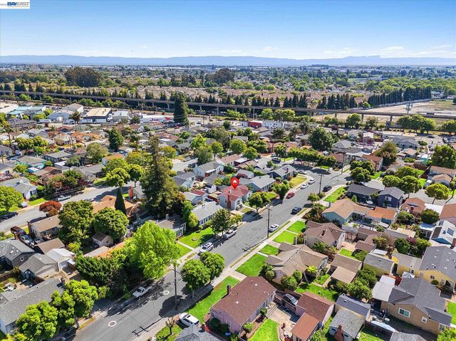 381 Lexington Ave, San Leandro, CA 94577
