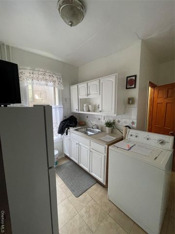 392 South 5th Street 17, Brooklyn, NY 11211