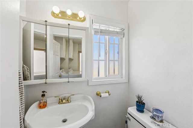 17940 E Edna, Covina, CA 91722