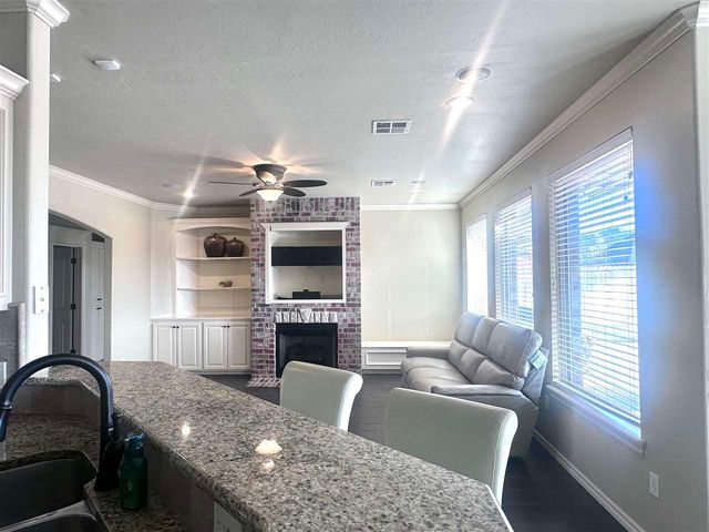 3707 NE Cypress Ln, Lawton, OK 73507