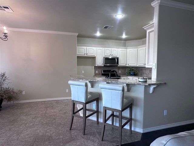 3707 NE Cypress Ln, Lawton, OK 73507