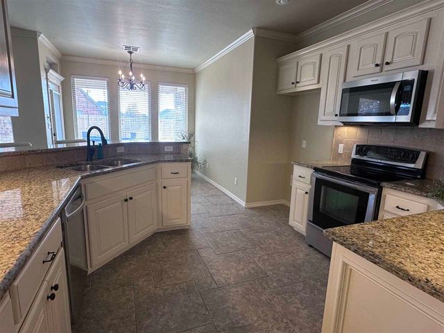 3707 NE Cypress Ln, Lawton, OK 73507