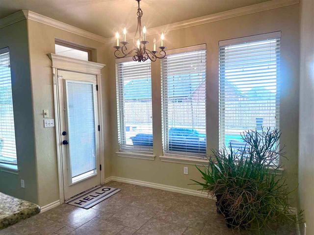 3707 NE Cypress Ln, Lawton, OK 73507