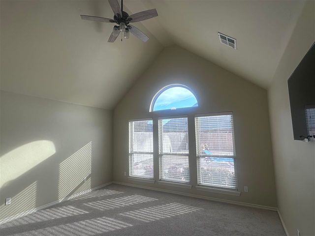 3707 NE Cypress Ln, Lawton, OK 73507