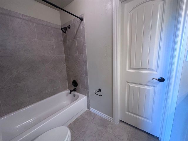 3707 NE Cypress Ln, Lawton, OK 73507