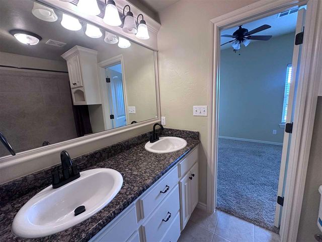 3707 NE Cypress Ln, Lawton, OK 73507