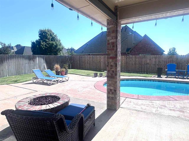 3707 NE Cypress Ln, Lawton, OK 73507