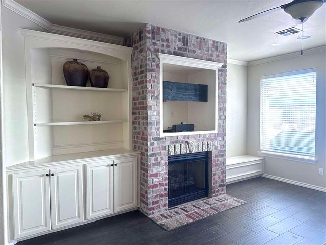 3707 NE Cypress Ln, Lawton, OK 73507