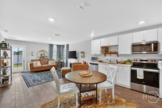 160 Lakeside Drive, Port Wentworth, GA 31407