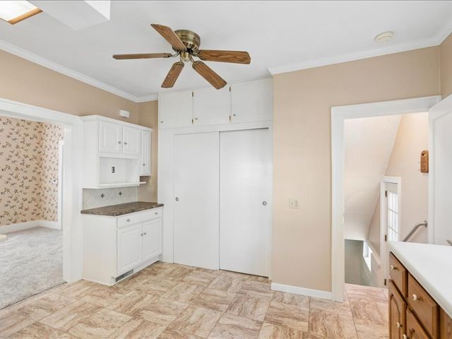 2206 6th Street, Moline, IL 61265